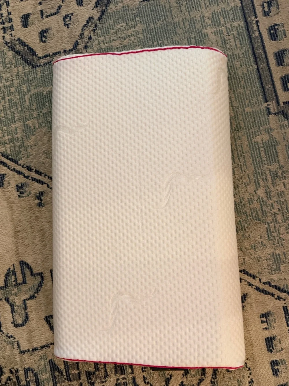 Pillowise Ergonomic Memory Foam Pillow 21”x12” (NEW)